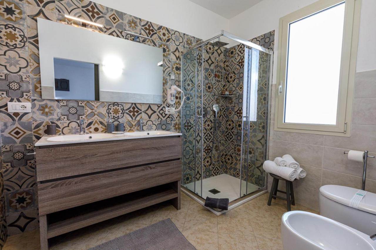 Domo Anna Hotel Villasimius Exterior photo