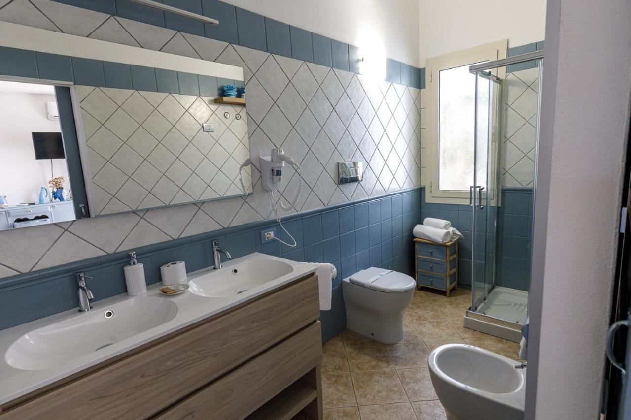 Domo Anna Hotel Villasimius Exterior photo